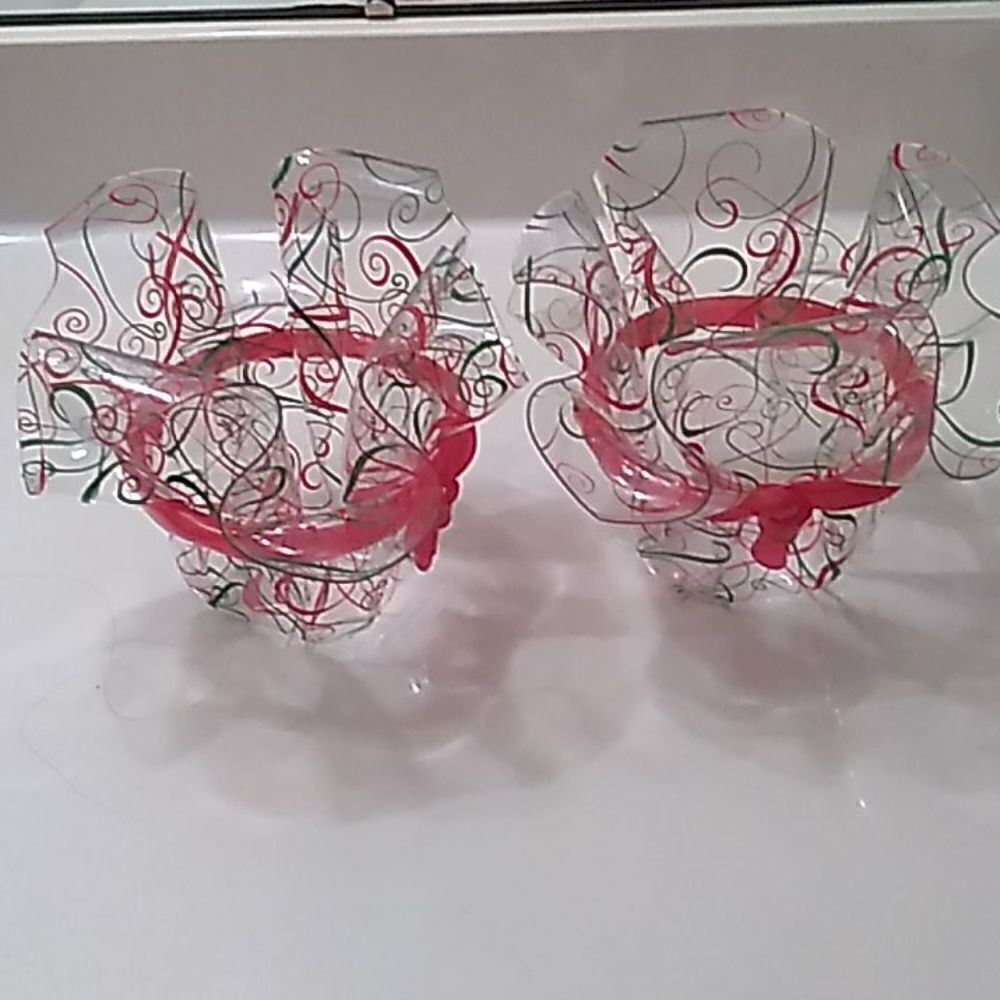 Plastic Holiday Bowl 